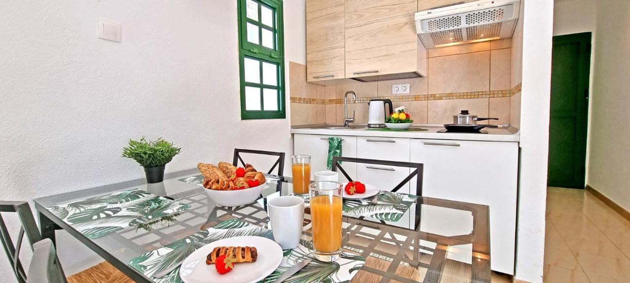 Ferienwohnung Palm Garden - Costa Calma - Pool - Glasfaserinternet Екстериор снимка